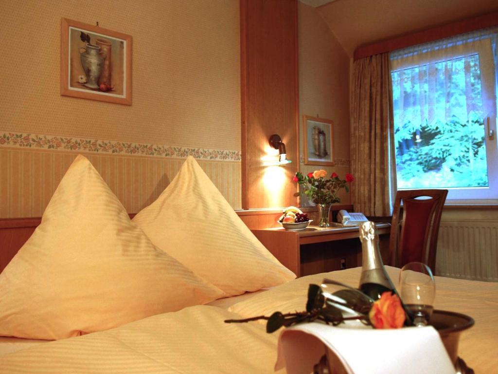 Hotel Weinschanke Rohdental Hessisch Oldendorf Værelse billede